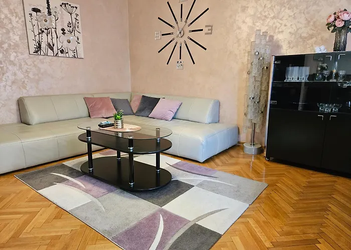 Slavija Apartment