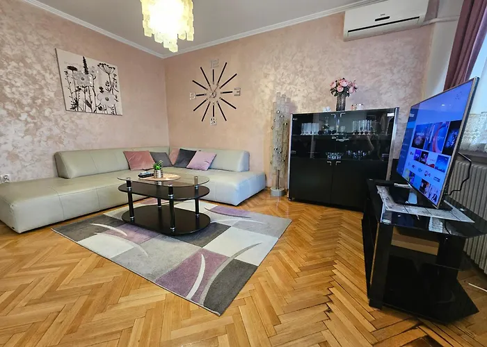 Slavija Apartment